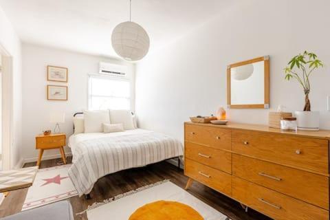 Serene And Beautiful Hillside Retreat Glendale Ngoại thất bức ảnh